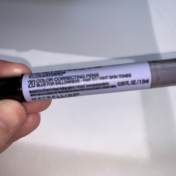 *Free Gift* Maybelline New York Master Camo Color Correcting Pen in Blue - Picture 3 of 8